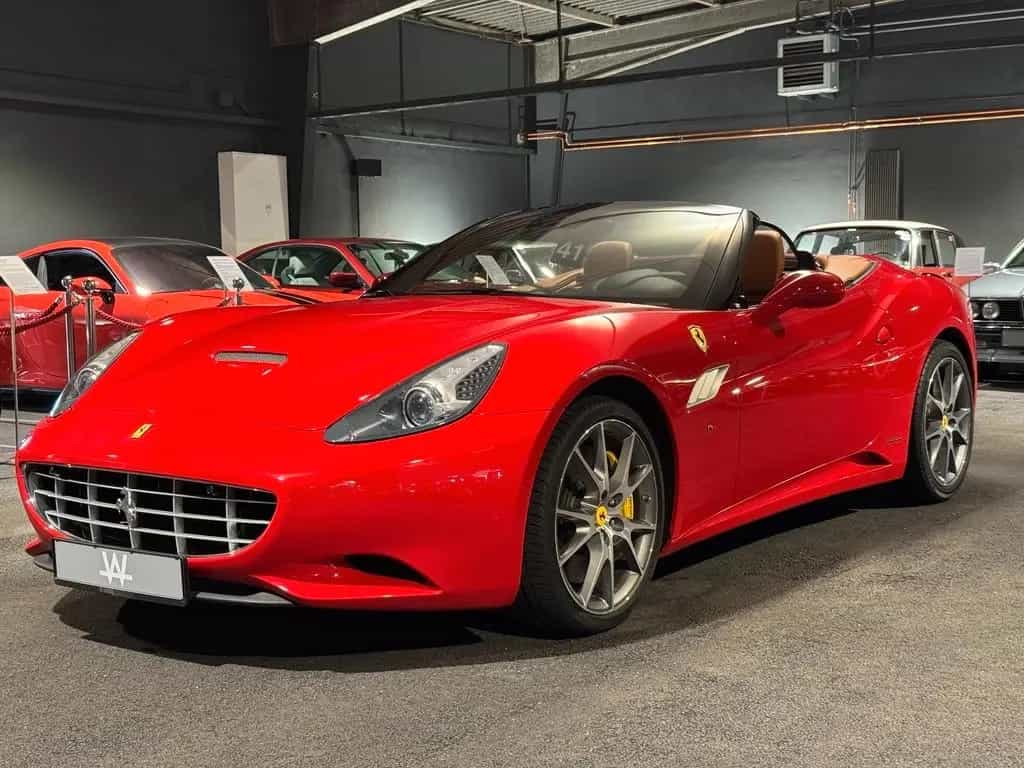 Ferrari California 30/JW Zust./SH gepflegt/Garantieverl. 07/2013-photo-4