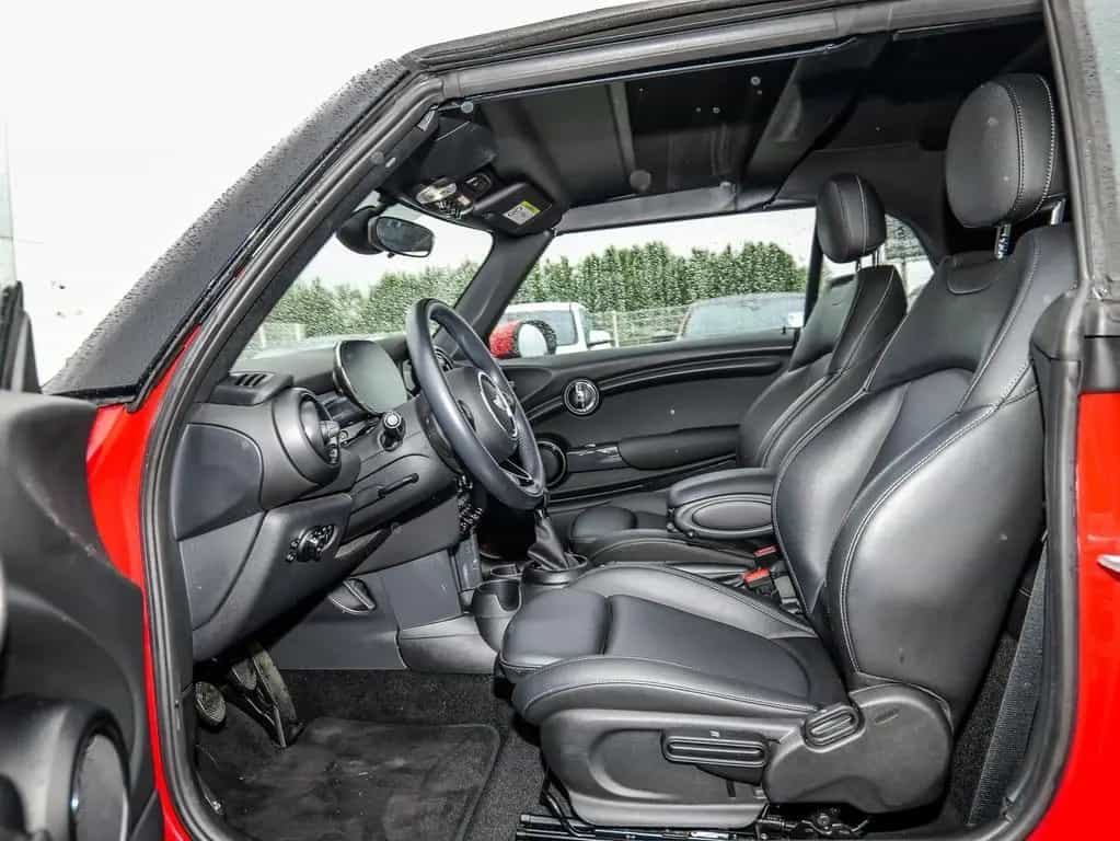 MINI Cooper Cabrio Navi+KZG+SHZ+PDC+LED+DAB+Windschut 09/2020-photo-4