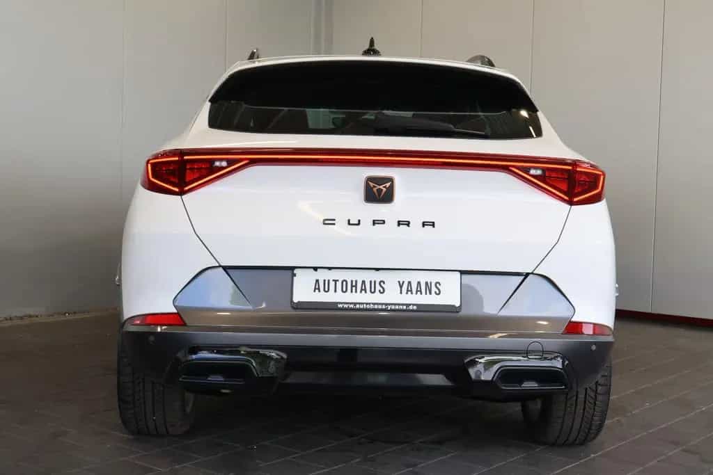 Cupra Formentor 1.5 TSI AID+ACC+KEY+LED+LANE+18" 09/2023-photo-4