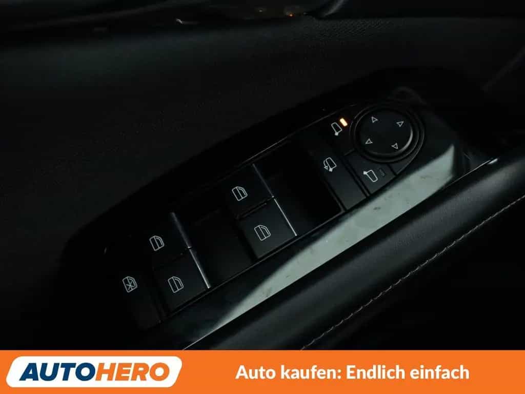 Mazda CX-30 2.0 Skyactiv-G Mild-Hybrid Selection 2WD 01/2022-photo-28