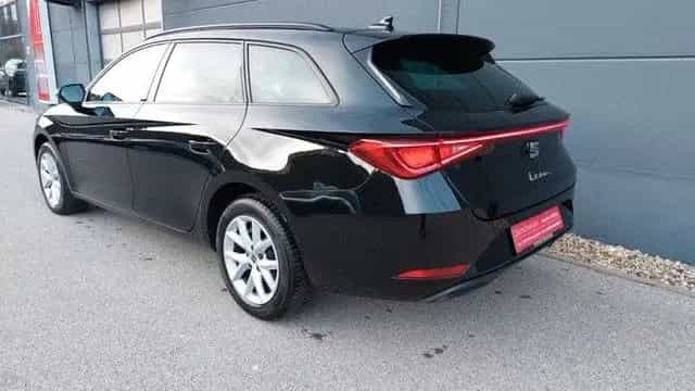 Seat Leon Sportstourer 1.5 TSI DSG Style 5-J-GARANTIE 05/2022-photo-5
