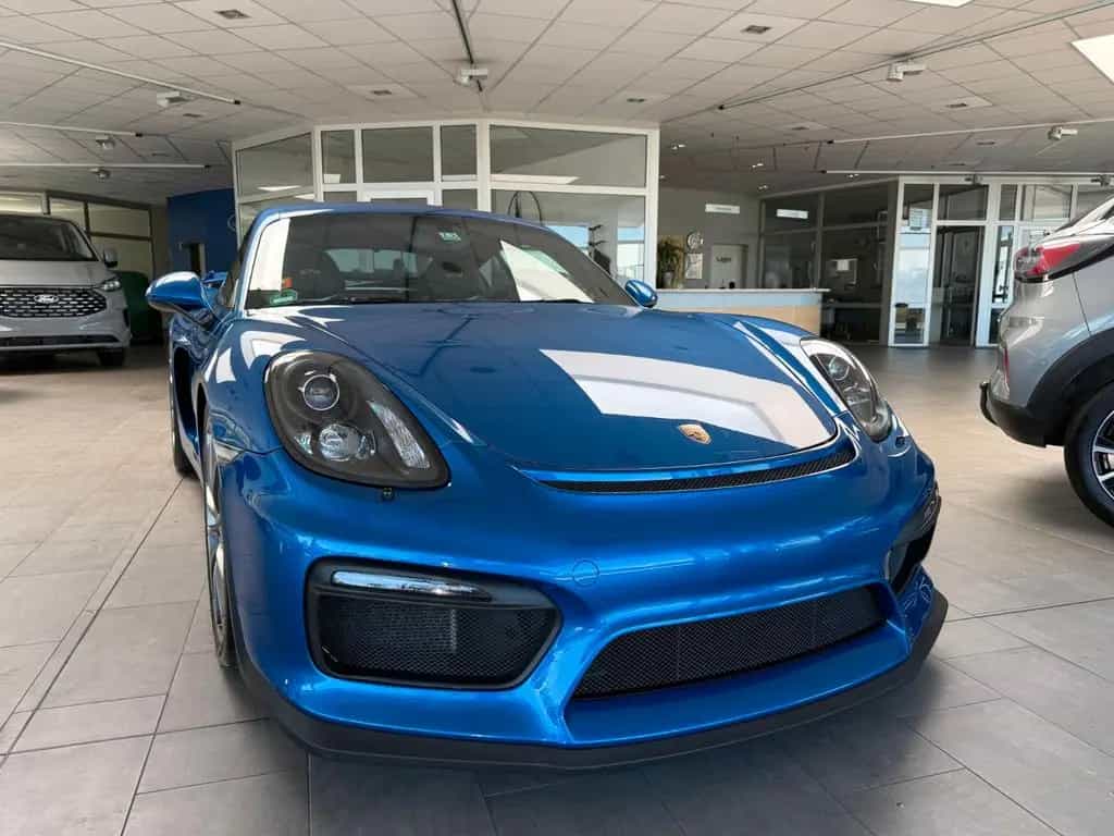 Porsche Cayman GT4 02/2016-photo-1