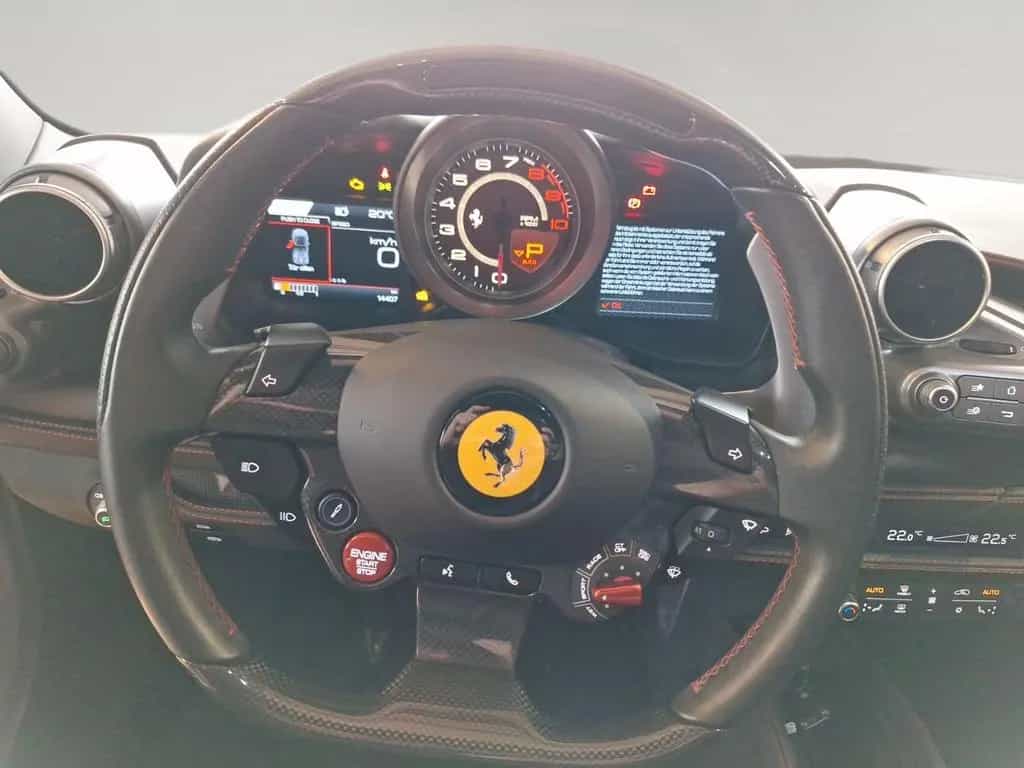 Ferrari F8 Spider 02/2022-photo-11