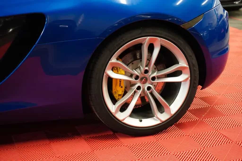 McLaren MP4-12C Spider 3.8 V8 626 PS 07/2013-photo-14