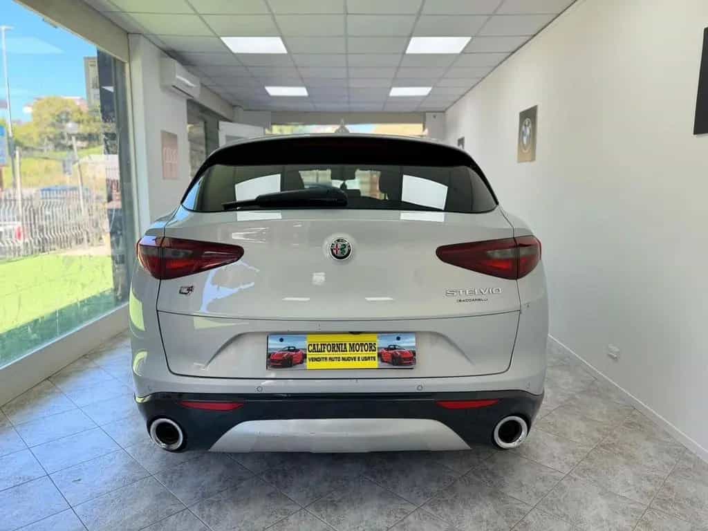Alfa Romeo Stelvio 2.2 210 CV Q4 Veloce anno 10/ 10/2020-photo-5