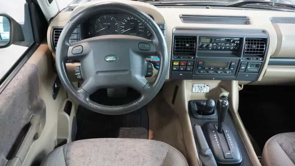 Land Rover Discovery V8*RARITÄT*7-SITZER*LEDER*GSHD 05/2000-photo-10