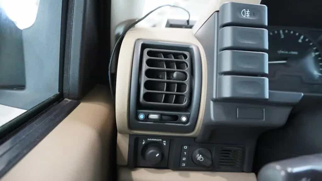 Land Rover Discovery V8*RARITÄT*7-SITZER*LEDER*GSHD 05/2000-photo-20