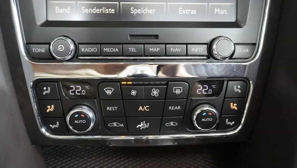 Bentley Continental GTC 6.0 W12*EXCLUSIVE*LIEBHABER 07/2012-photo-19