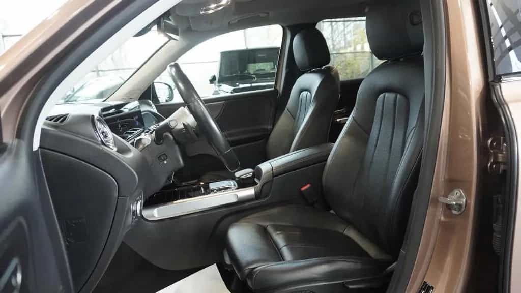 Mercedes-Benz GLB 250 *ACC*AHK*BURMESTER*PANO*360°KAM*STHZ* 02/2022-photo-7