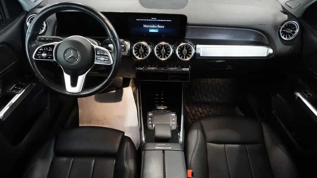 Mercedes-Benz GLB 250 *ACC*AHK*BURMESTER*PANO*360°KAM*STHZ* 02/2022-photo-8