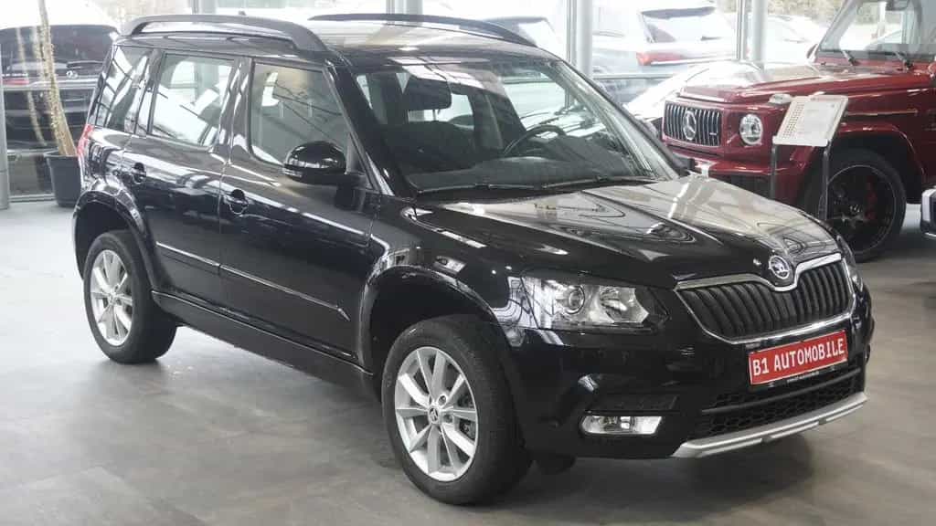 Skoda Yeti Style 4x4*BI-XENON*1-HAND*NAVI* 02/2016-photo-2