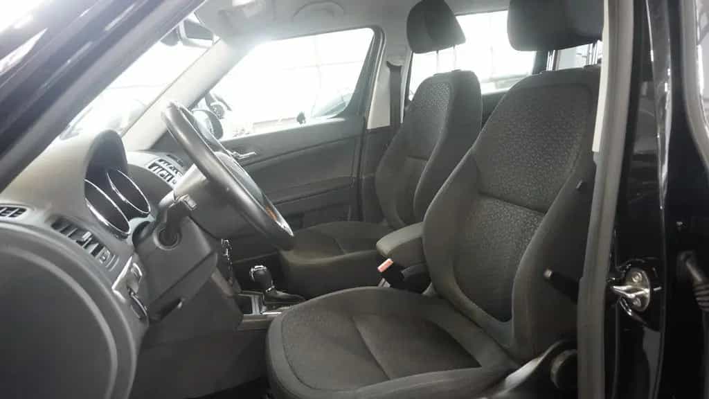 Skoda Yeti Style 4x4*BI-XENON*1-HAND*NAVI* 02/2016-photo-8