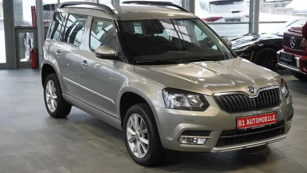 Skoda Yeti Style 4x4*AHK*BI-XENON*DAB* 01/2016-photo-2