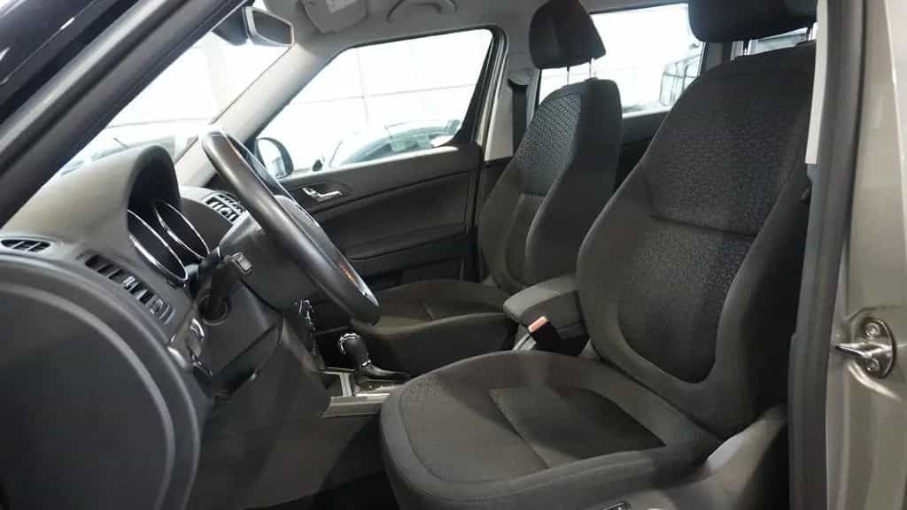 Skoda Yeti Style 4x4*AHK*BI-XENON*DAB* 01/2016-photo-7