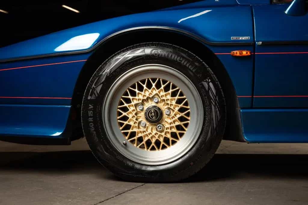 Lotus Esprit Turbo HCi / 2.2 / SWE-car / 81570km 03/1987-photo-19