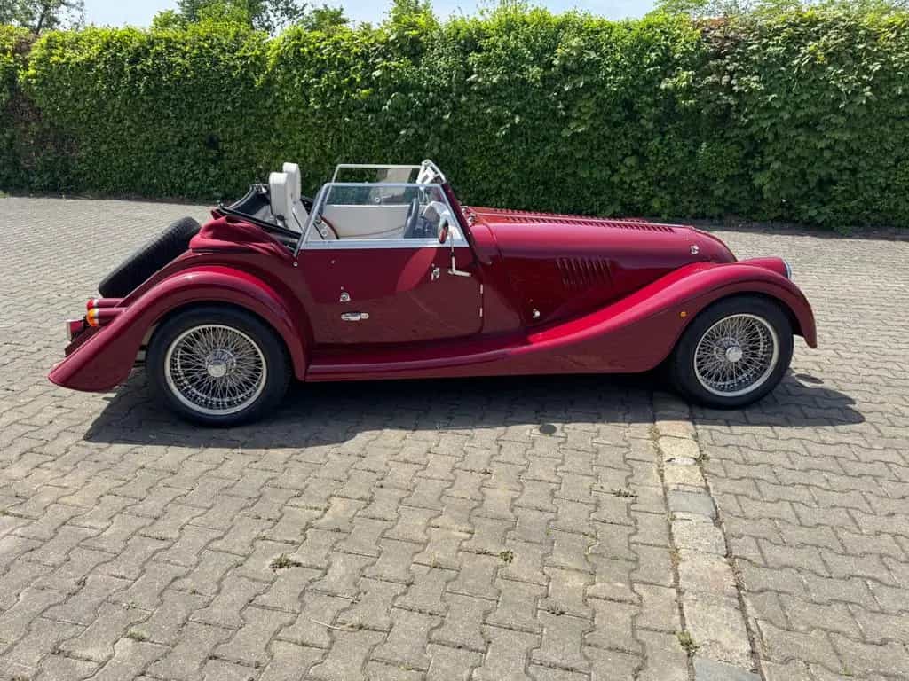 Morgan Plus 4 - Automatik EZ 2025 02/2025-photo-2