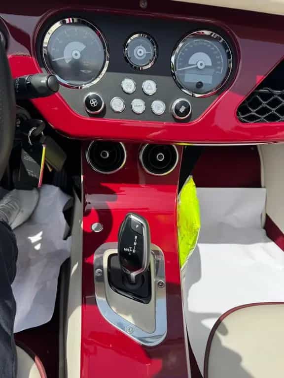Morgan Plus 4 - Automatik EZ 2025 02/2025-photo-26