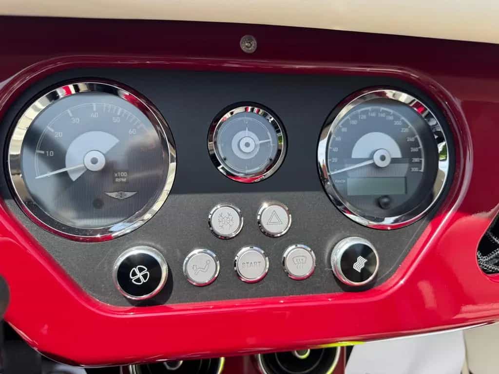Morgan Plus 4 - Automatik EZ 2025 02/2025-photo-28