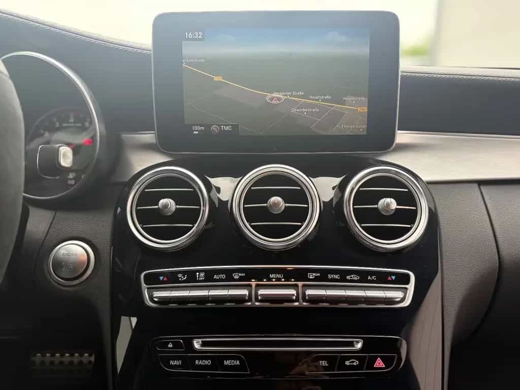 Mercedes-Benz C 63 AMG C 63 S AMG T/Perf.AGA/Comand/Burmester/Kamera/ 09/2015-photo-30