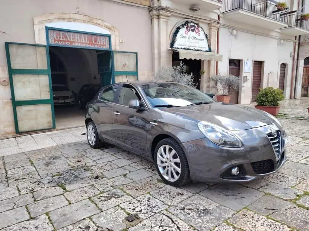 Alfa Romeo Giulietta 1.6 JTDm-2 120 CV Distincti 04/2016-photo-2