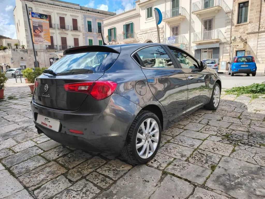 Alfa Romeo Giulietta 1.6 JTDm-2 120 CV Distincti 04/2016-photo-3