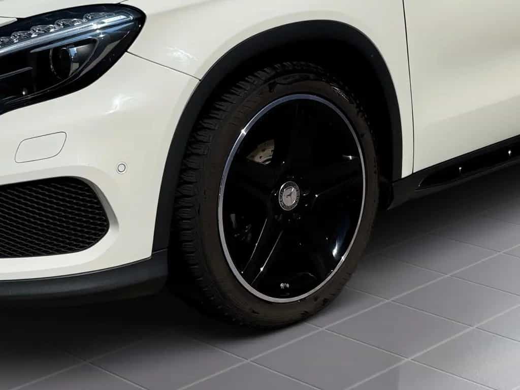 Mercedes-Benz GLA 200 AMG NIGHT PANO AUTOMATIK wenig Km 05/2015-photo-12