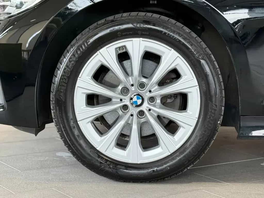 BMW 320 d Touring Advantage*M-Technic* 04/2021-photo-1