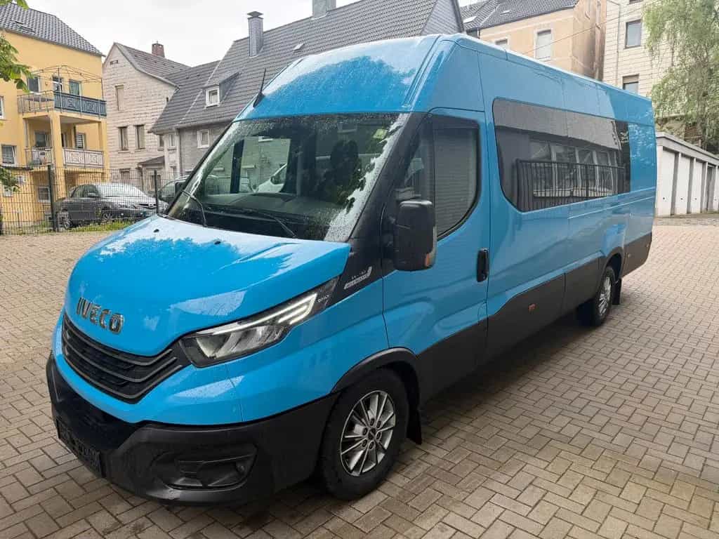 Iveco Other Daily 35-180 9 Sitzer Navi Kamera Automatik LED 12/2023-photo-1