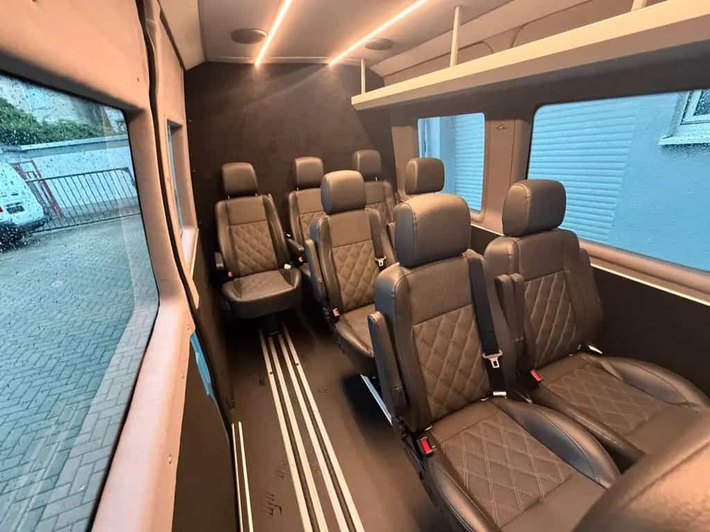 Iveco Other Daily 35-180 9 Sitzer Navi Kamera Automatik LED 12/2023-photo-17