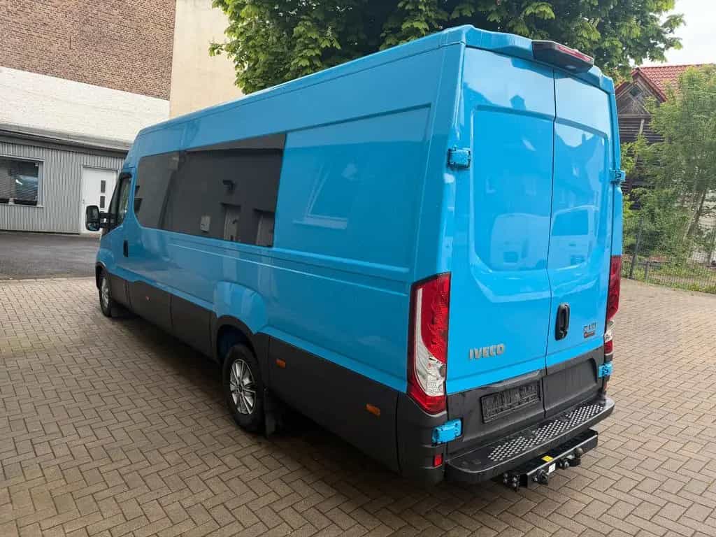 Iveco Other Daily 35-180 9 Sitzer Navi Kamera Automatik LED 12/2023-photo-3