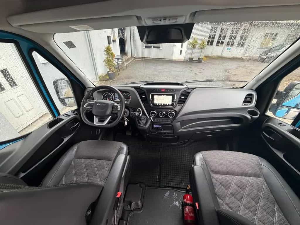 Iveco Other Daily 35-180 9 Sitzer Navi Kamera Automatik LED 12/2023-photo-9