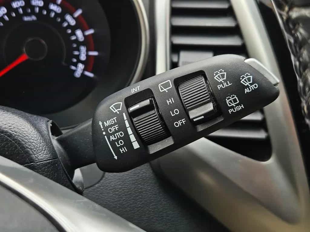 Ssangyong Tivoli 1.6 e-XGi 160 FORWARD SHZ*PDC*Tempomat 04/2019-photo-29