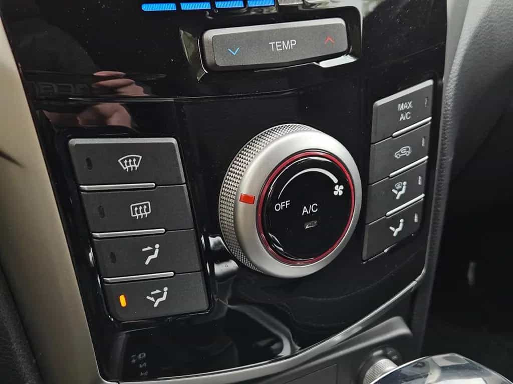 Ssangyong Tivoli 1.6 e-XGi 160 FORWARD SHZ*PDC*Tempomat 04/2019-photo-33