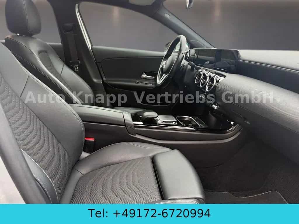 Mercedes-Benz A 200 Business* Kamera*Panorama*LED High*MBUX* 05/2021-photo-11