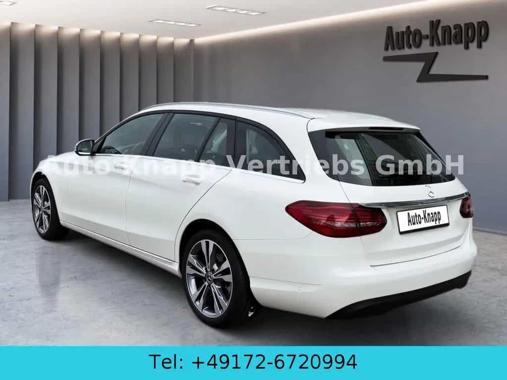 Mercedes-Benz C 220 T d*PANO*HUD*AHK*RFK*DISTRO+*MULTIBEAM* 10/2020-photo-2