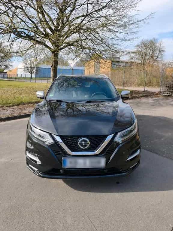 Nissan Qashqai Tekna (Raum Paderborn) 10/2020-photo-1