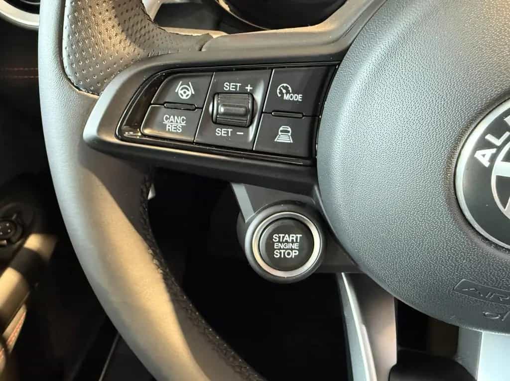 Alfa Romeo Tonale Veloce 1.5 VGT Hybrid ACC+PANO+MATRIX+SPU 06/2023-photo-21