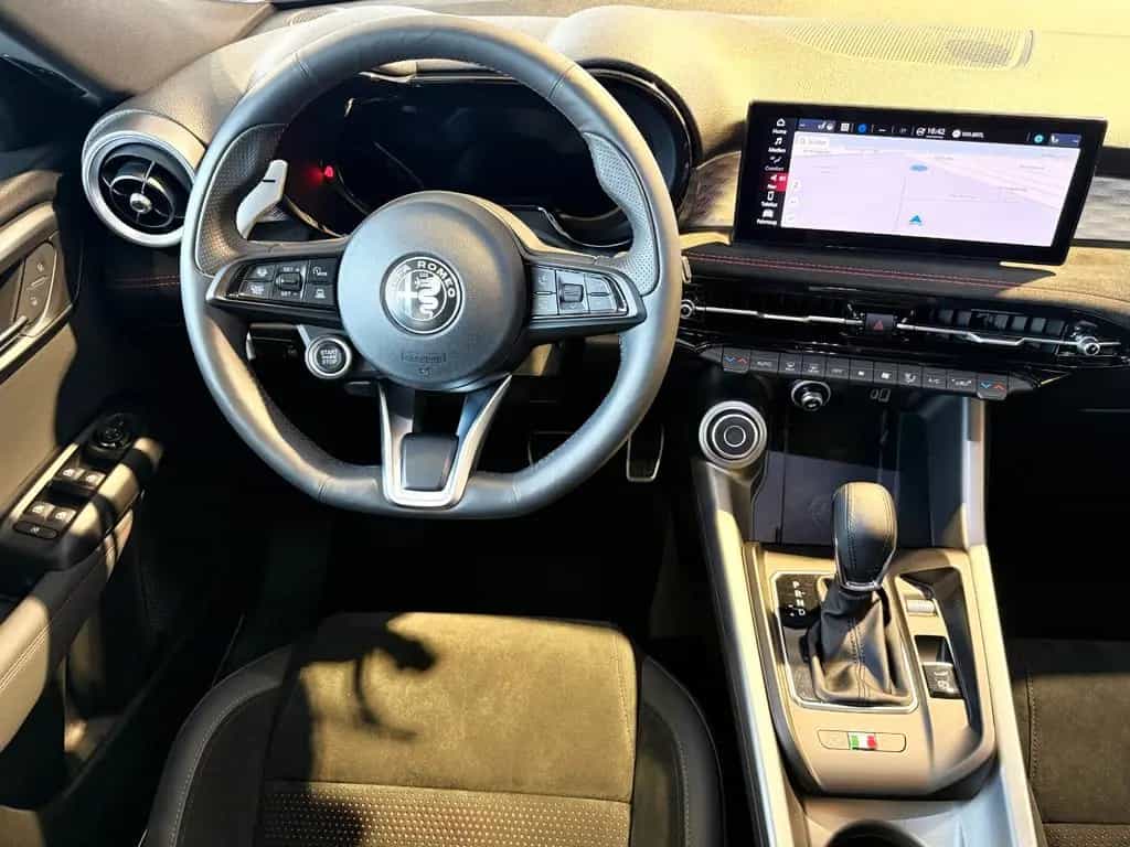Alfa Romeo Tonale Veloce 1.5 VGT Hybrid ACC+PANO+MATRIX+SPU 06/2023-photo-3