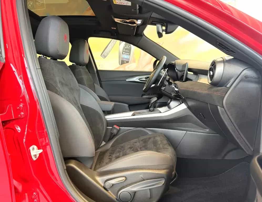 Alfa Romeo Tonale Veloce 1.5 VGT Hybrid ACC+PANO+MATRIX+SPU 06/2023-photo-4