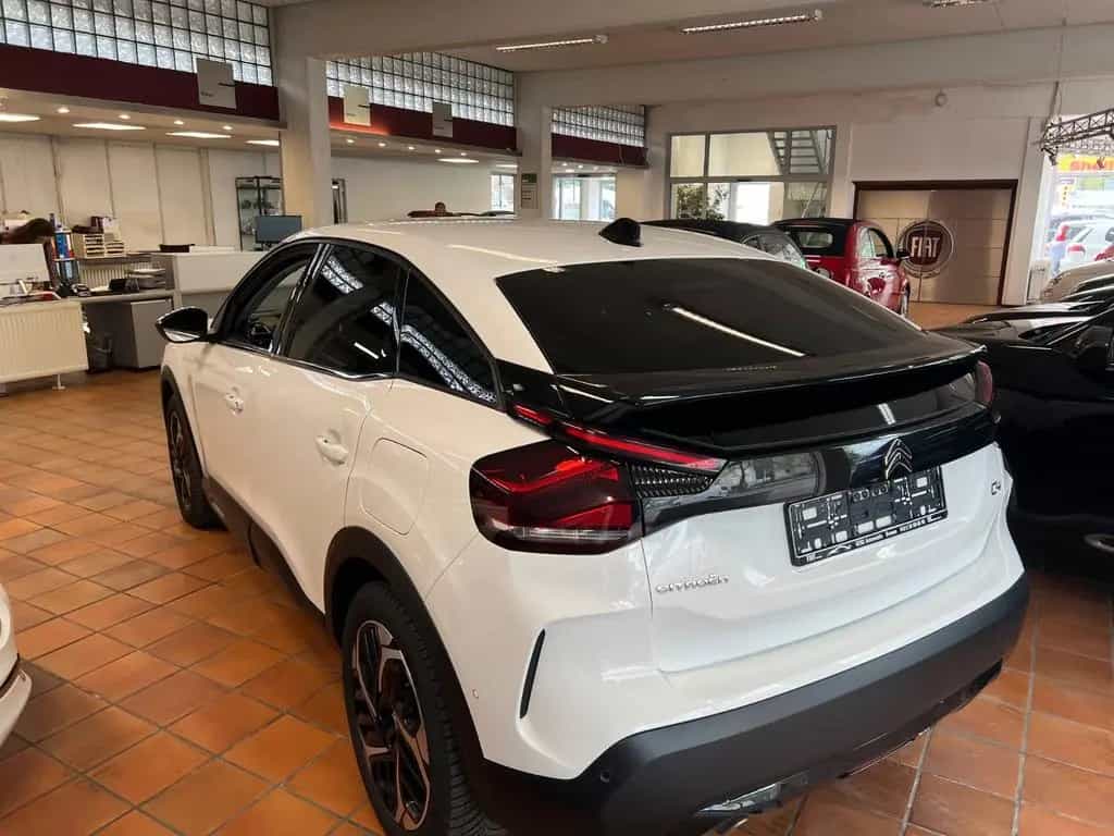 Citroën C4 Lim. Max Automatic- head up. 4 *stück 10/2023-photo-0