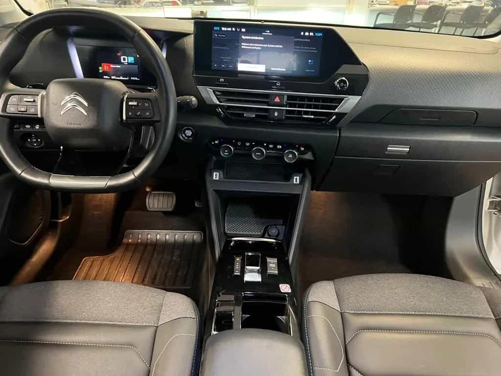 Citroën C4 Lim. Max Automatic- head up. 4 *stück 10/2023-photo-13