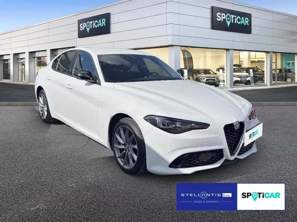 Alfa Romeo Giulia 2.0 Turbo 16V Sprint Q4 01/2024-photo-2