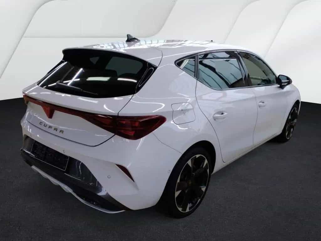 Cupra Leon 1.5eTSI 150 PS 7 Gang DSG CUPRA  LED Navi A 08/2025-photo-1