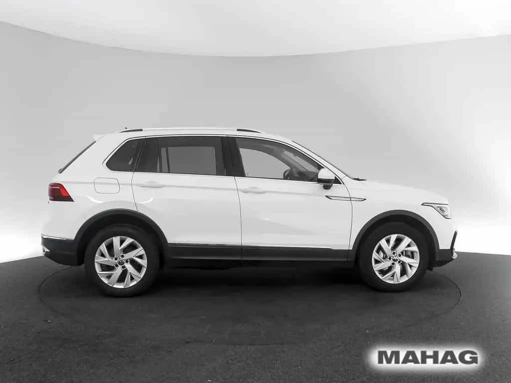 Volkswagen Tiguan 2.0 TDI 4mot ELEGANCE NaviPro IQ.LIGHT R- 09/2023-photo-4