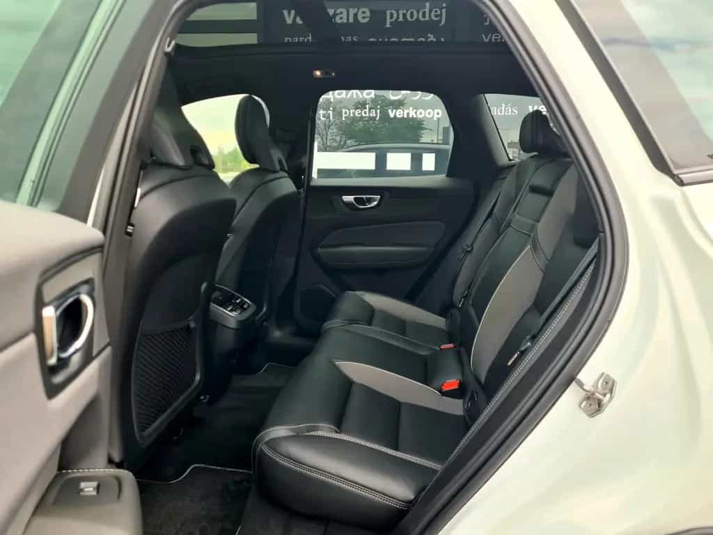 Volvo XC60 R Design 2WD B4 - ASSISTS - PANO - 360° - 11/2020-photo-13