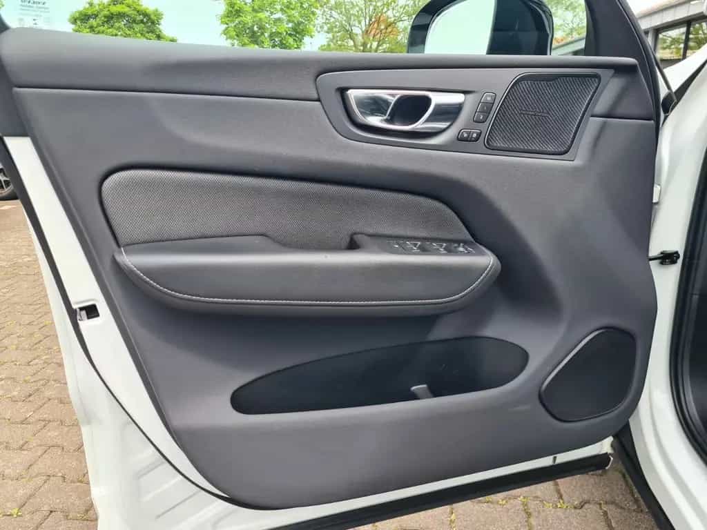 Volvo XC60 R Design 2WD B4 - ASSISTS - PANO - 360° - 11/2020-photo-19