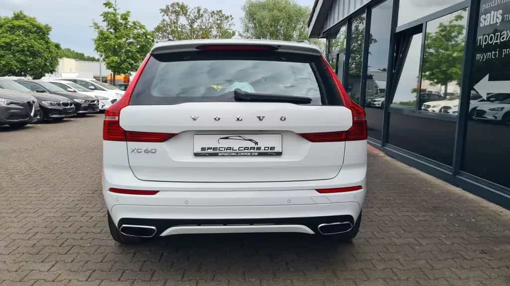 Volvo XC60 R Design 2WD B4 - ASSISTS - PANO - 360° - 11/2020-photo-5