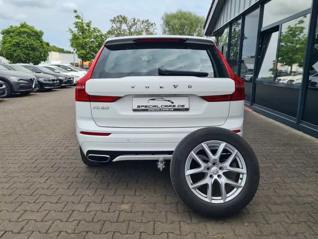 Volvo XC60 R Design 2WD B4 - ASSISTS - PANO - 360° - 11/2020-photo-6