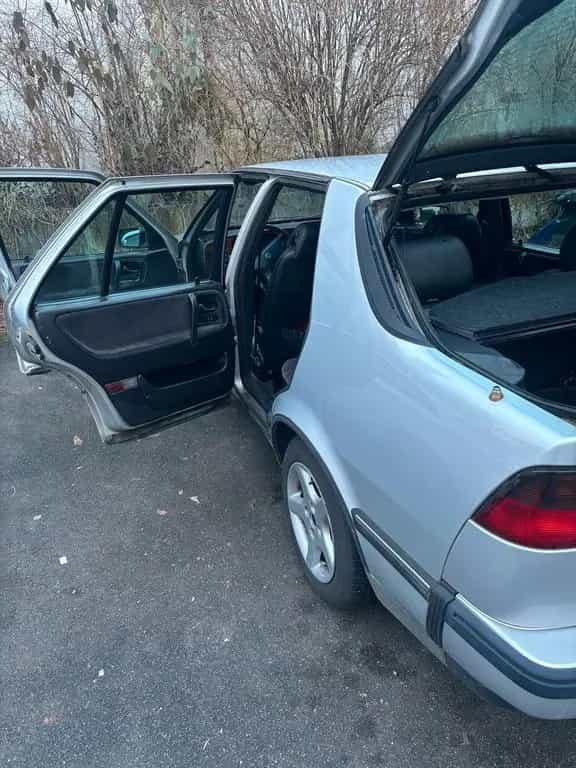 Saab 9000 2.0L Turbo CSE 02/1998-photo-4