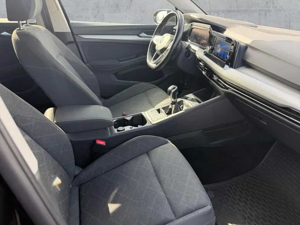 Volkswagen Golf VIII 1.0 TSI LIFE LED+APP+AHK+2xPDC+SHZ+DAB 10/2020-photo-11